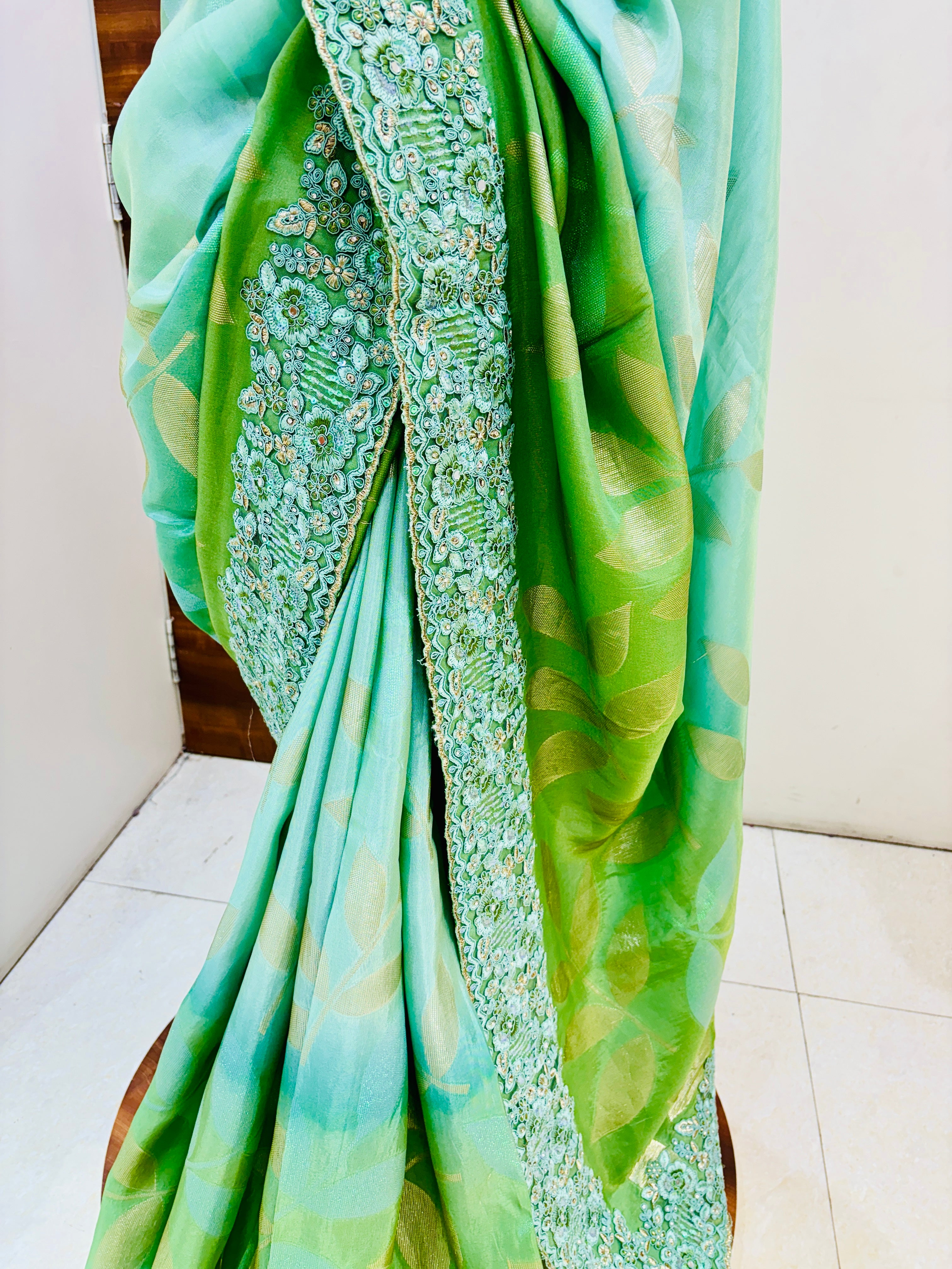 Shaded Green Banarasi Silk Embroidery Work Saree