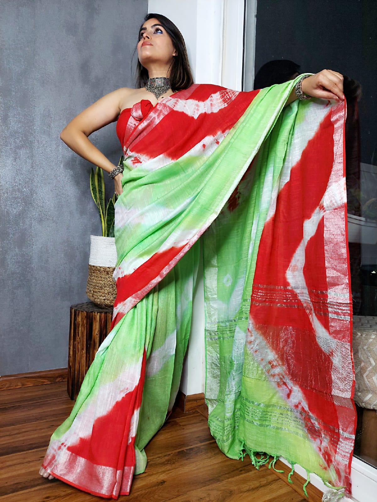 Light Green Tie-Dye Shibori Linen Saree - Daabu Jaipur